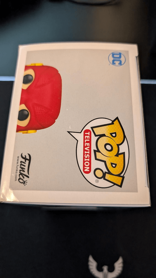 Funko Pop DC The Flash 1097 Signed By Grant Gustin and Tom Cavanagh with JSA COA 
