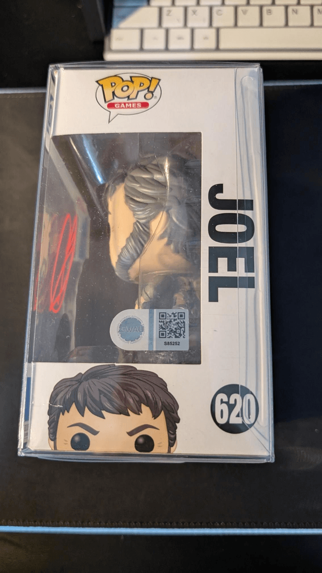 Funko Pop Playstation Joel The Last Of Us 620 with SWAU Authentication 