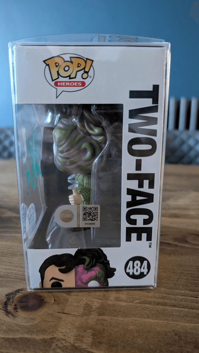 Funko Pop DC Batman Two-Face 484 signed by Aaron Eckhart with SWAU Authentication 