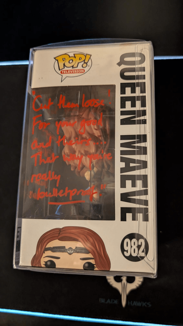 Funko Pop The Boys Queen Maeve 982 Signed By Dominique McElligott with SWAU Authentication 