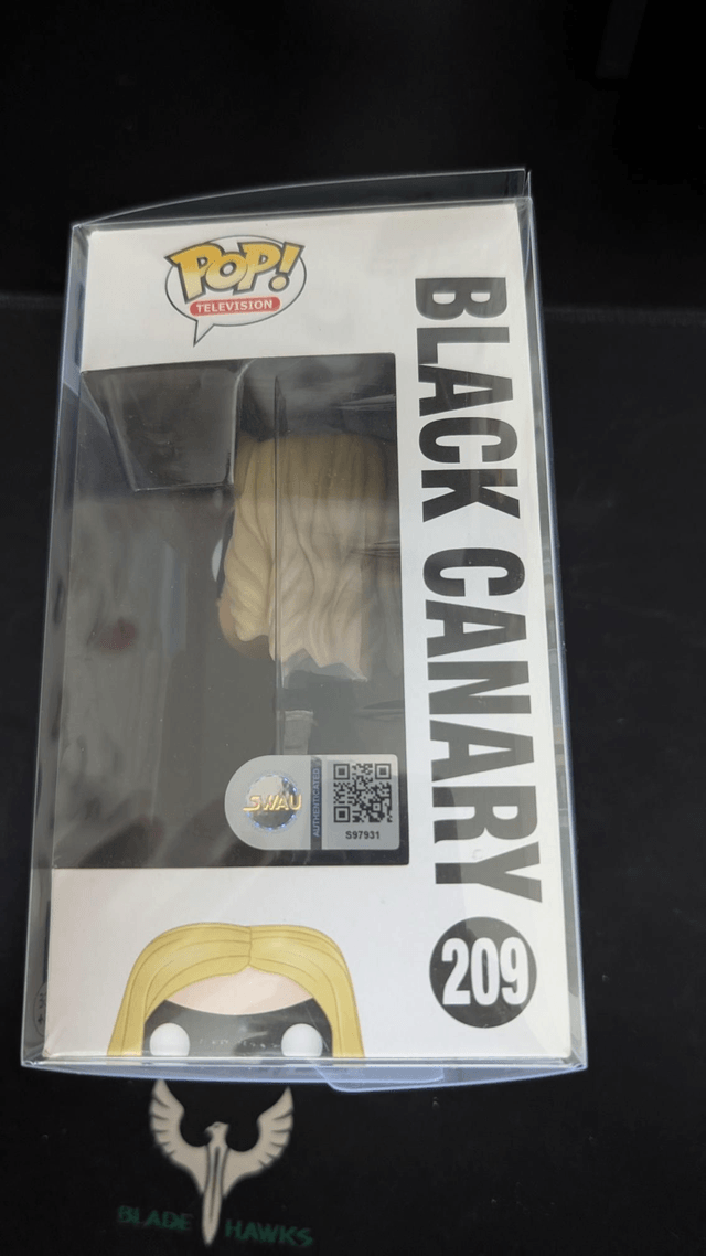 Funko Pop DC Arrow Black Canary 209 Signed by Caity Lotz with SWAU Authentication 