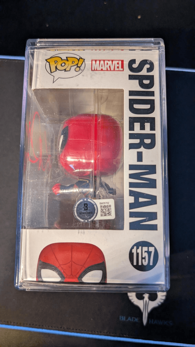Funko Pop Spider-Man 1157 Signed By Kirsten Dunst with Beckett Authentication 