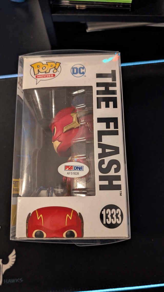 Funko Pop DC The Flash 1333 Signed By Ezra Miller with PSA/DNA COA 
