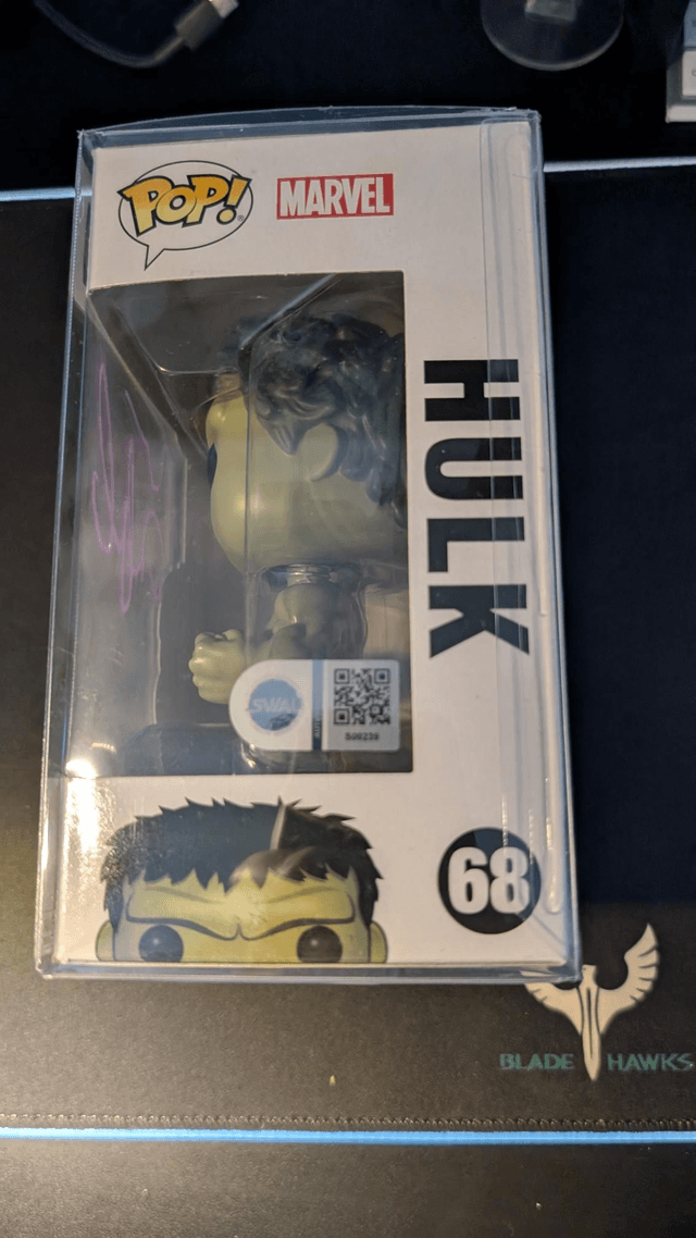 Funko Pop Marvel Avengers Age Of Ultron Hulk 68 Signed By Mark Ruffalo with SWAU Authentication 