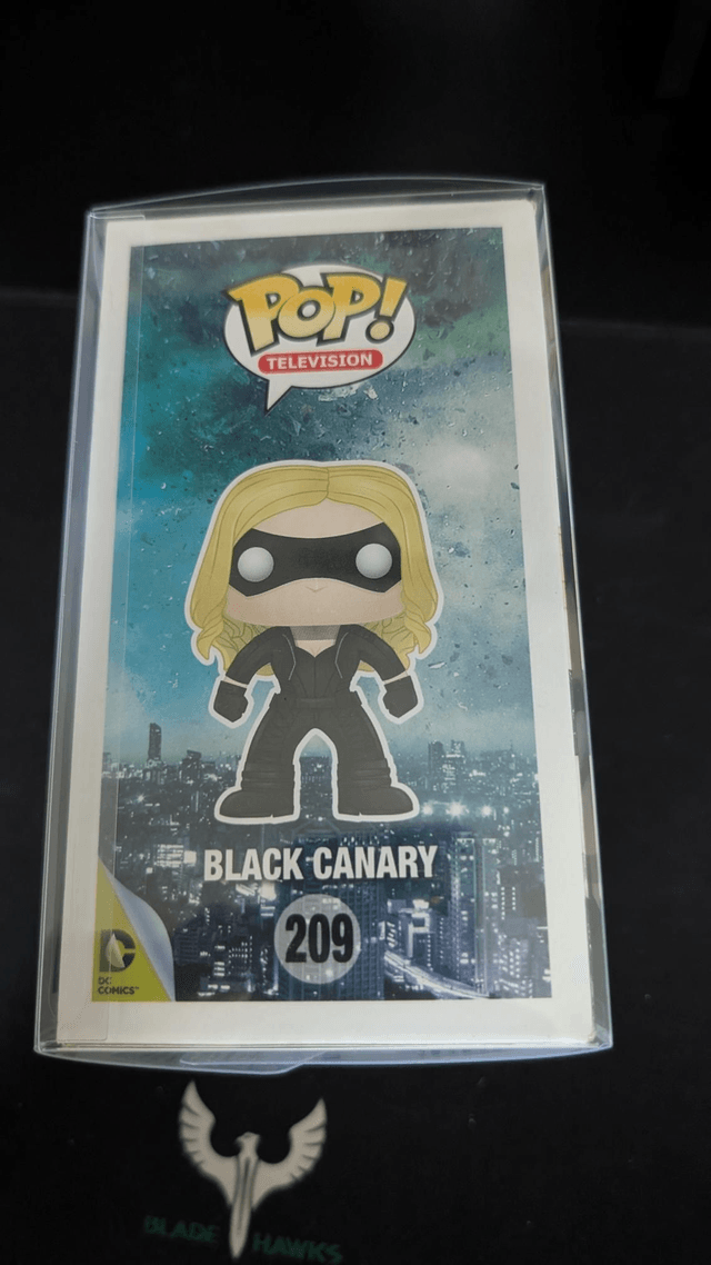 Funko Pop DC Arrow Black Canary 209 Signed by Caity Lotz with SWAU Authentication 