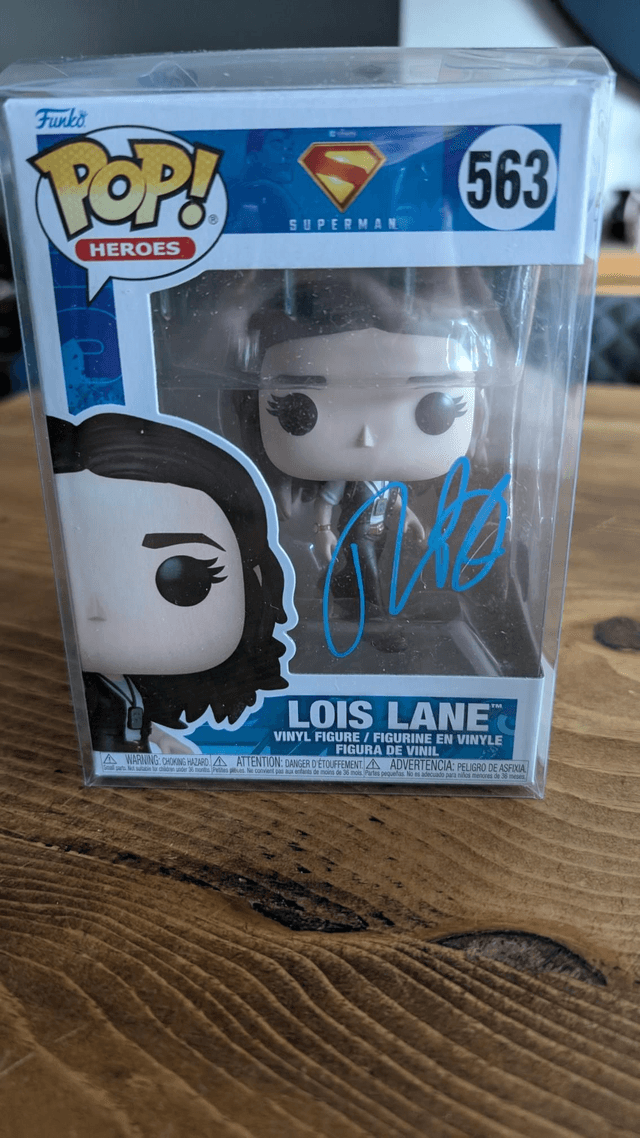 Funko Pop DC Superman Lois Lane 563 Signed by Rachel Brosnahan with Beckett Authentication