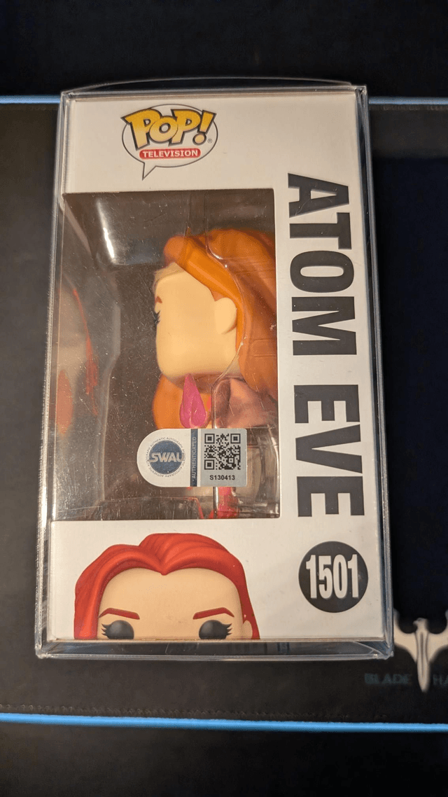 Funko Pop Invincible Atom Eve 1501 Signed By Gillian Jacobs with SWAU Authentication 