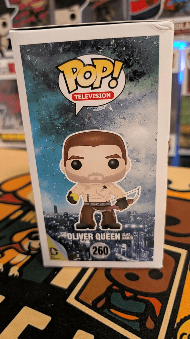 Funko Pop DC Arrow Oliver Queen Island Scarred 260 Signed By Stephen Amell with SWAU COA 
