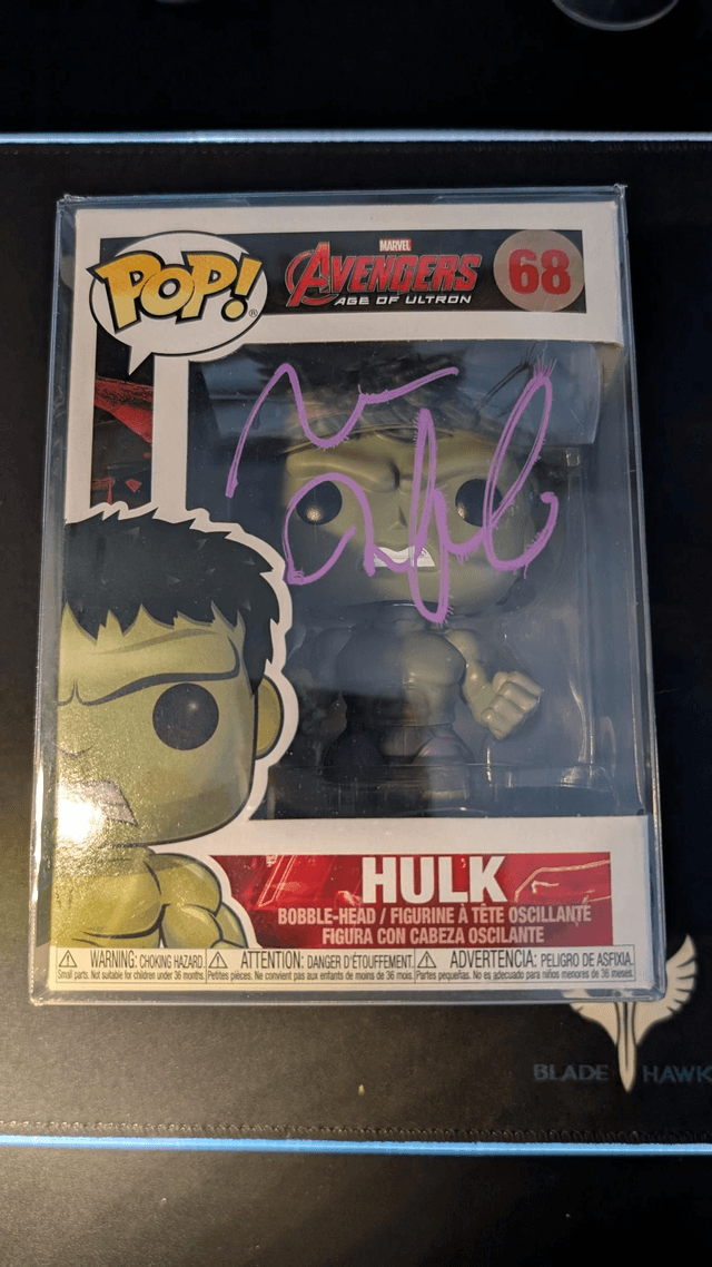 Funko Pop Marvel Avengers Age Of Ultron Hulk 68 Signed By Mark Ruffalo with SWAU Authentication 