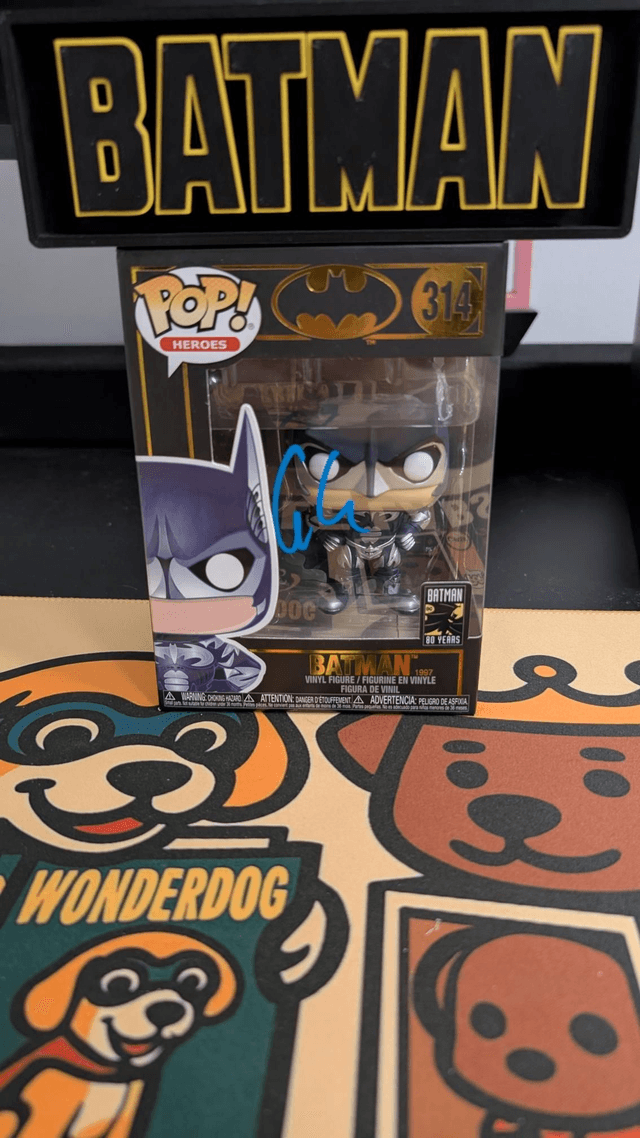 Funko Pop DC Batman 1997 314 Signed By George Clooney with Beckett Authentication 