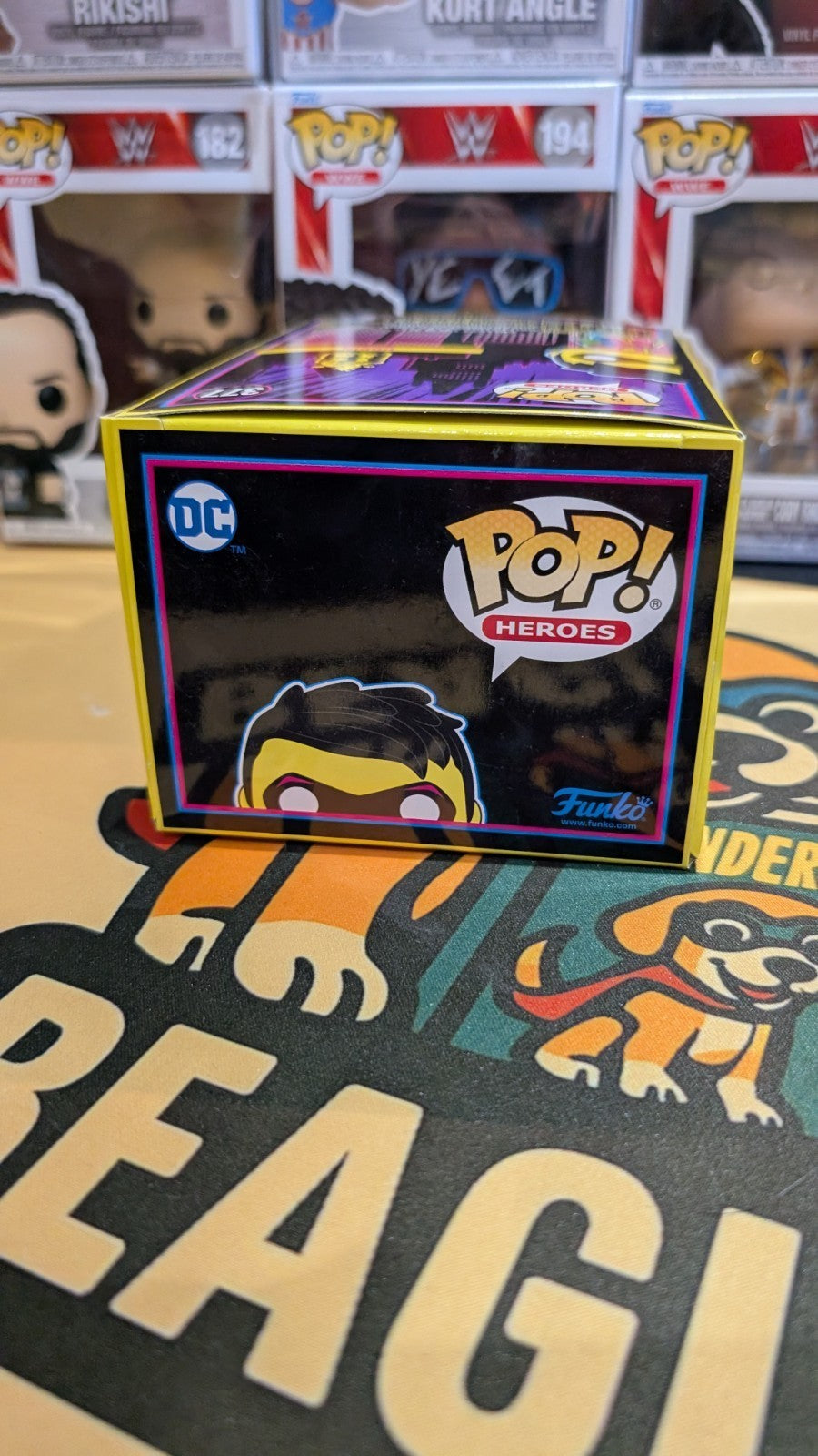 Funko Pop DC Heroes Robin #377 Imperial Palace Blacklight