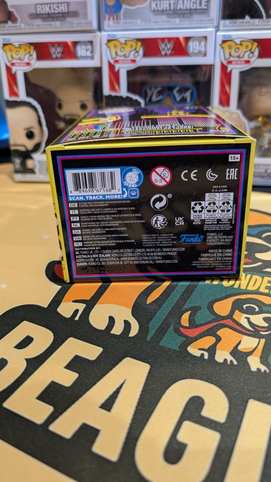 Funko Pop DC Heroes Robin #377 Imperial Palace Blacklight