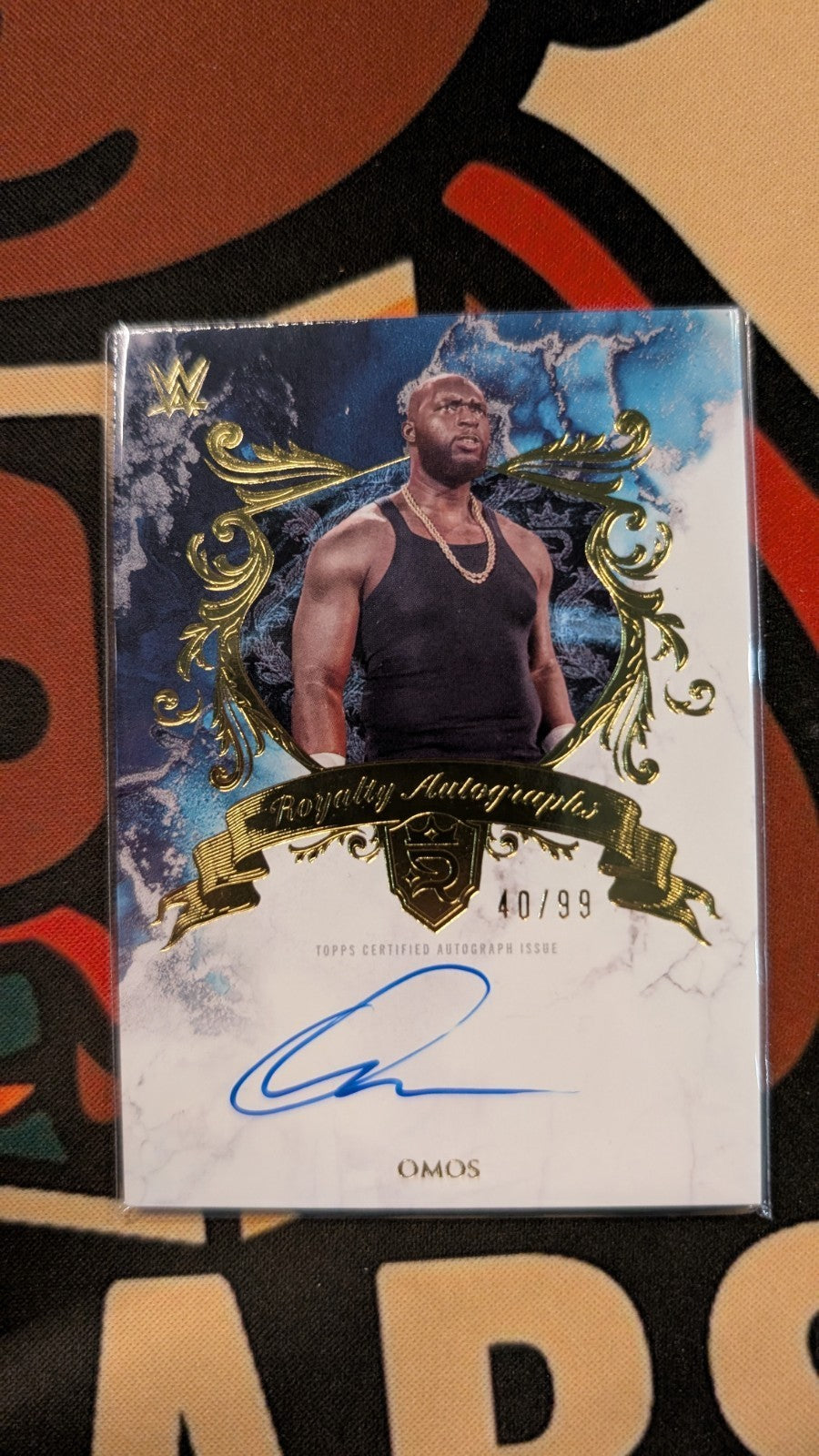 OMOS 2025 Topps Royalty WWE #RAU-OMO Autogaphs Auto SP /99