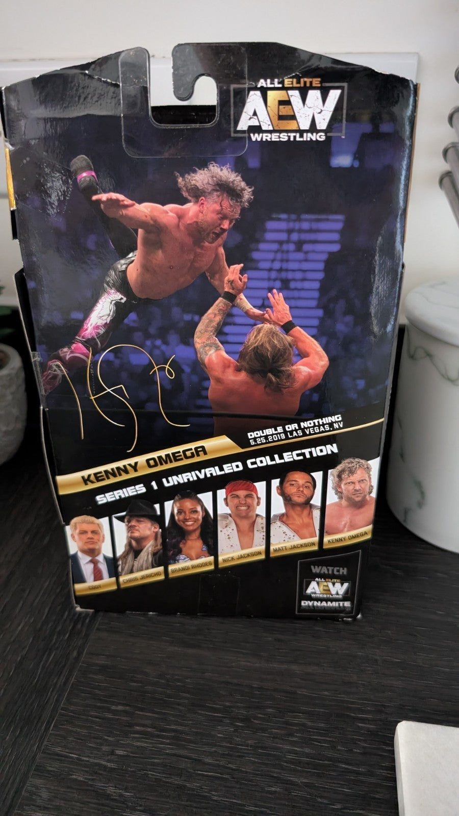 AEW Unrivaled Series 1 : Kenny Omega Signed Wrestling Figure SWAU COA WWE