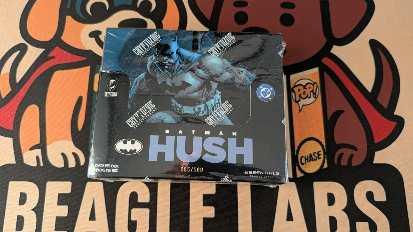 Batman: Hush Essentials Trading Cards Hobby Box DC Cryptozoic VARIANT 085/500