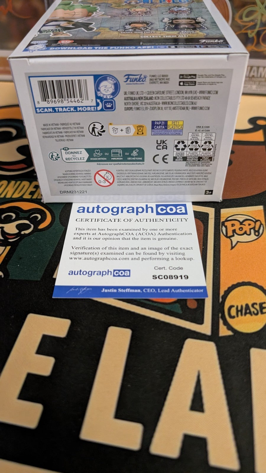 Mackenyu AUTOGRAPH One Piece - Roronoa Zoro 923 Signed Funko Pop ACOA