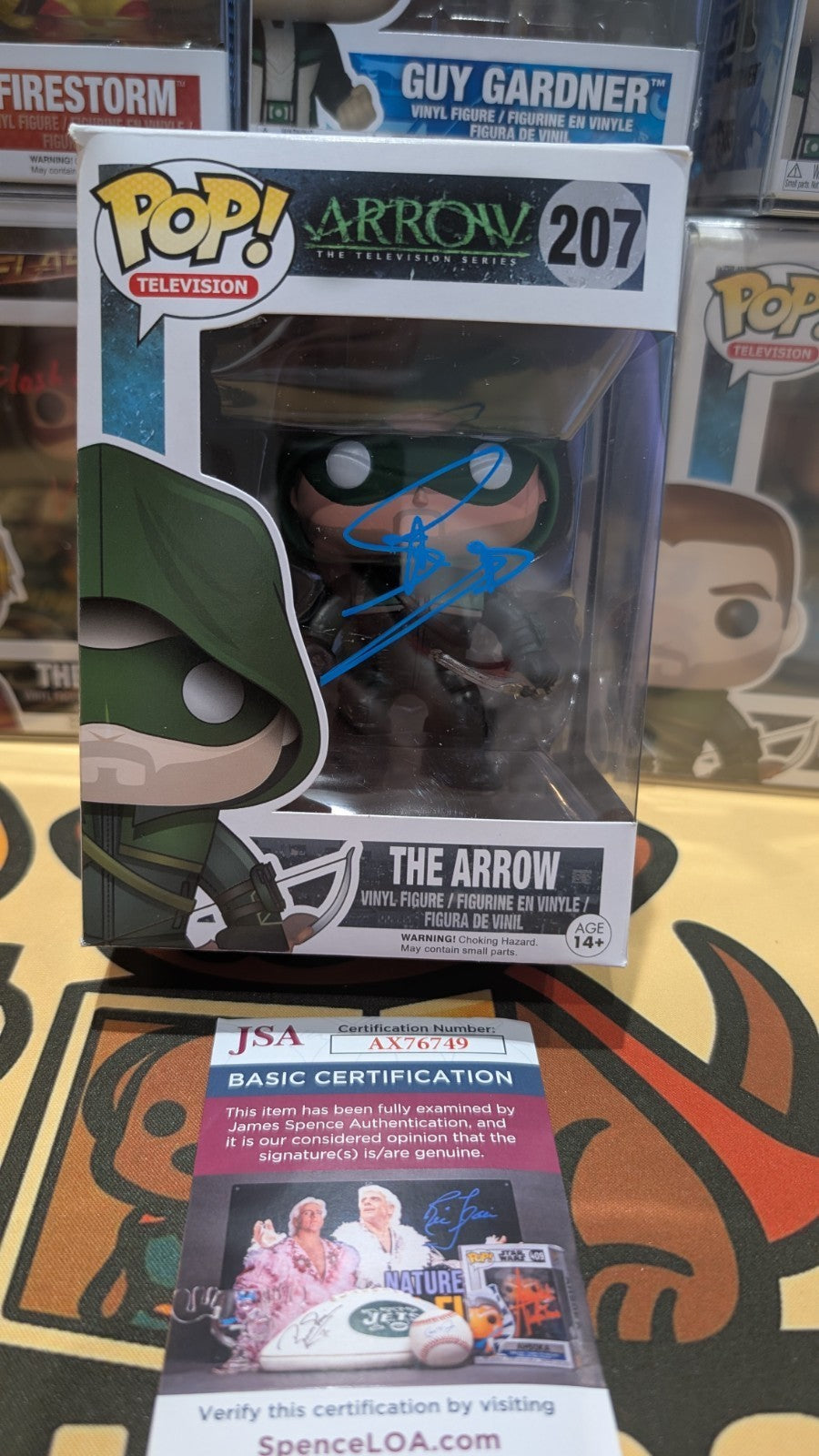 Signed Stephen Amell Funko POP! Arrowverse The Arrow Oliver Queen #207 JSA COA