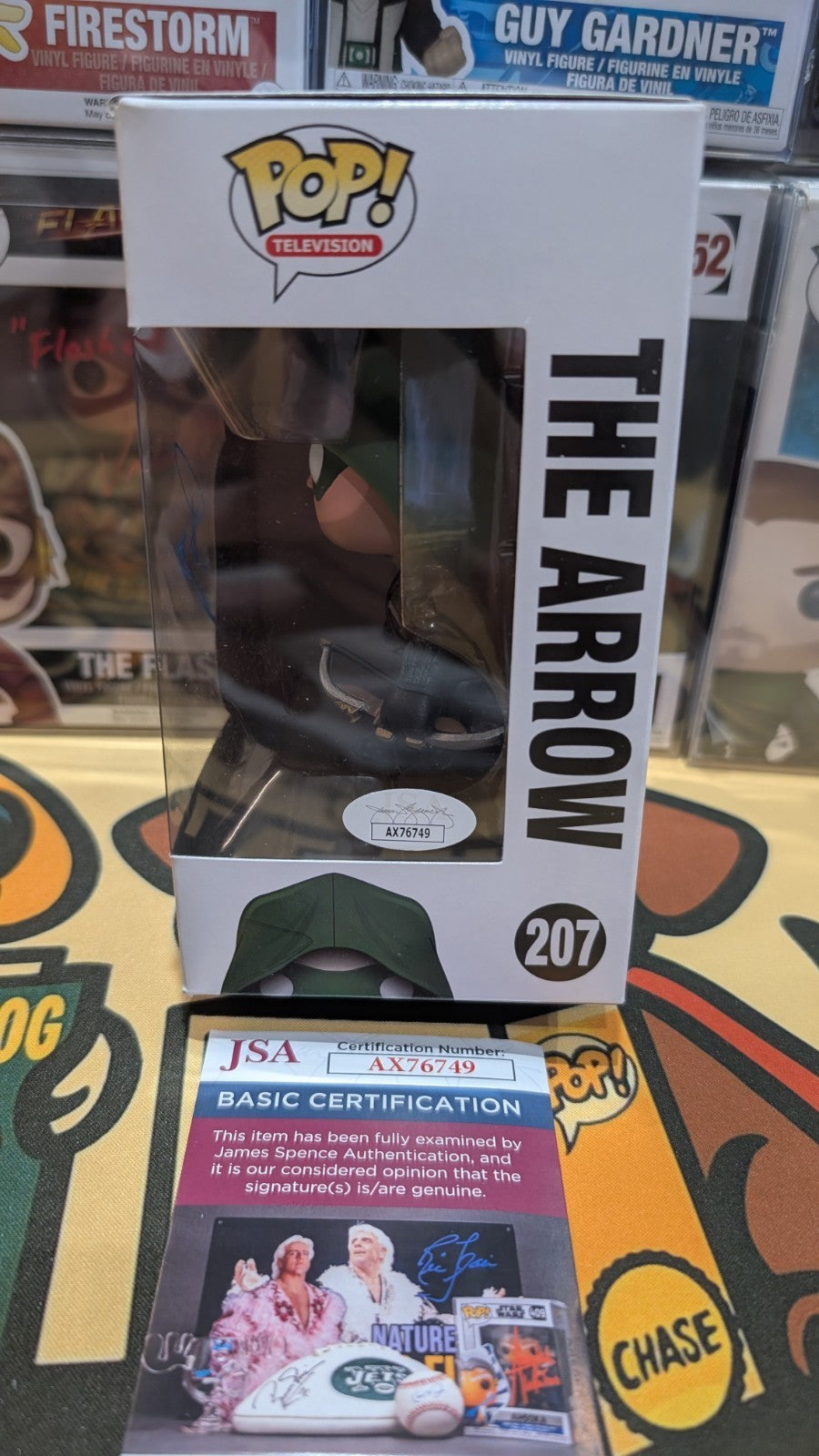 Signed Stephen Amell Funko POP! Arrowverse The Arrow Oliver Queen #207 JSA COA