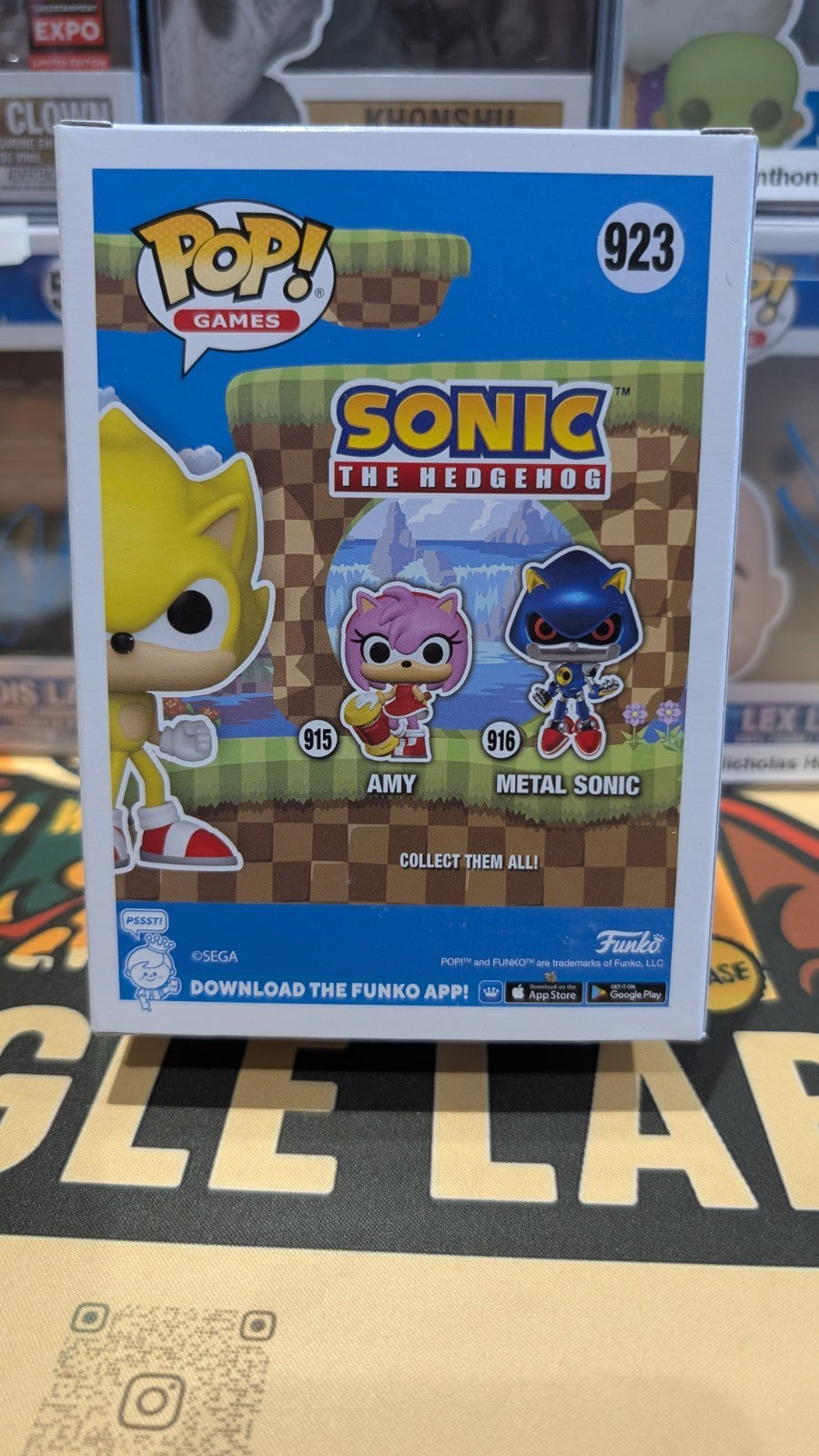 Funko Pop! Games Sonic the Hedgehog #923 Super Sonic SIGNED By Wally Wingert