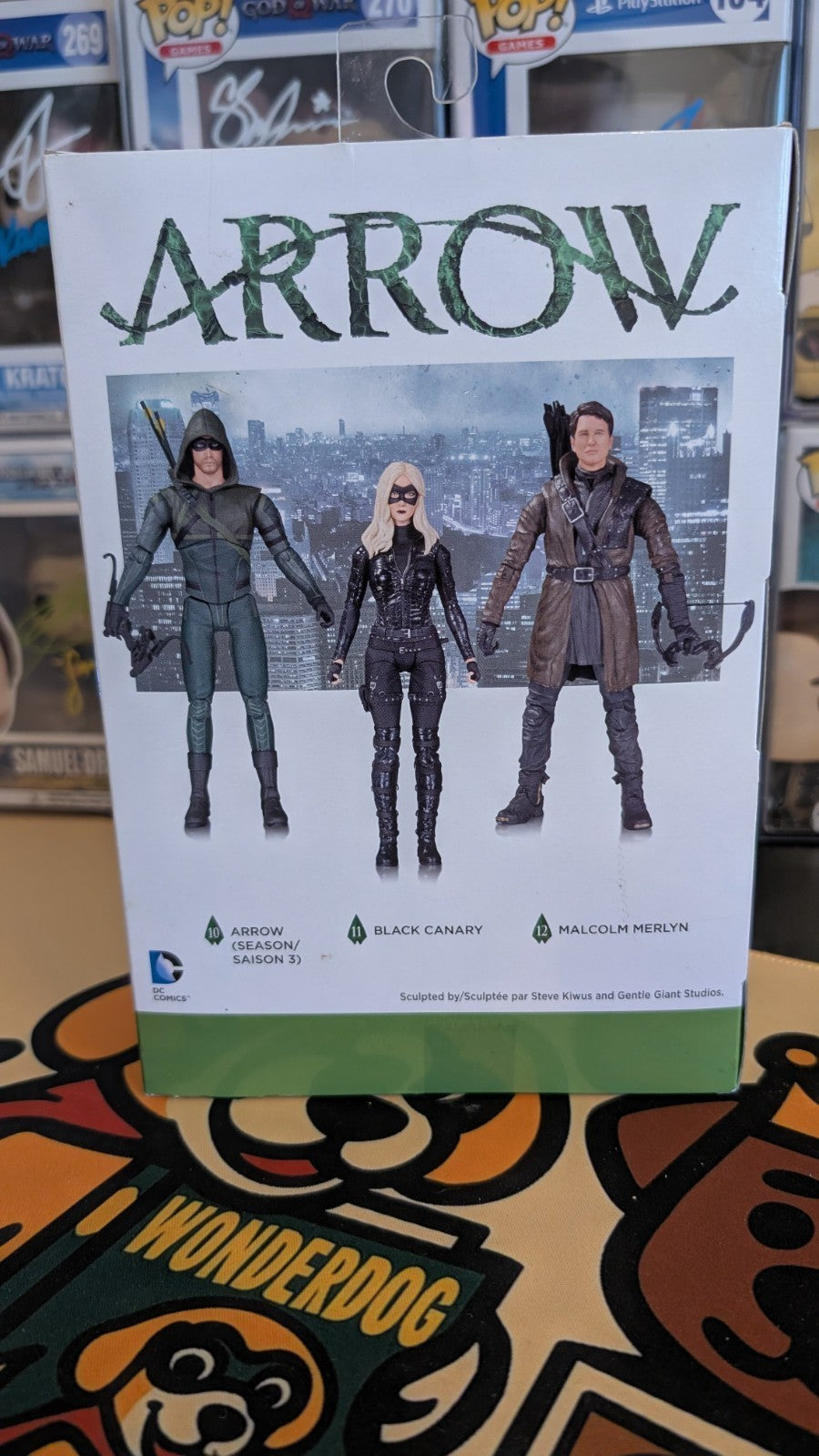 Signed John Barrowman DC Arrow TV Series Action Figure #12 Malcolm Merlyn SWAU