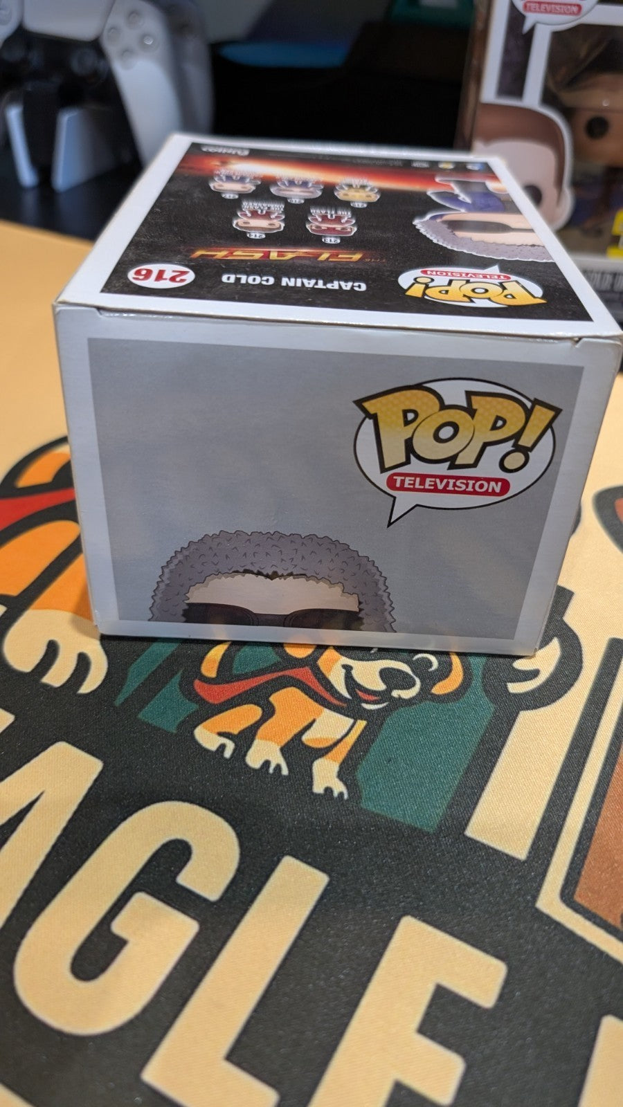Funko Pop! - Vaulted The Flash Vinyl Figure: Captain Cold #216